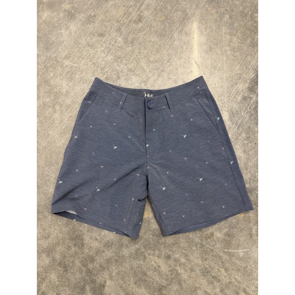 HUK Men's Waypoint 7.5" Quick-Drying Fish & Swim Shorts Heather Blue Size 30